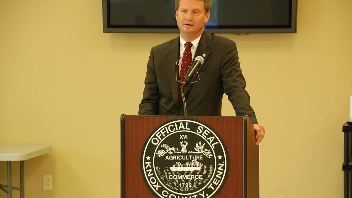 Congressman Tim Burchett Says He’s Received Death Threats After Classified Briefings on UFOs