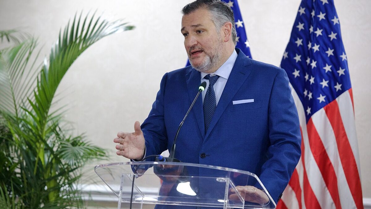 Ted Cruz Defends Jimmy Kimmel After Joke About Trump Dying