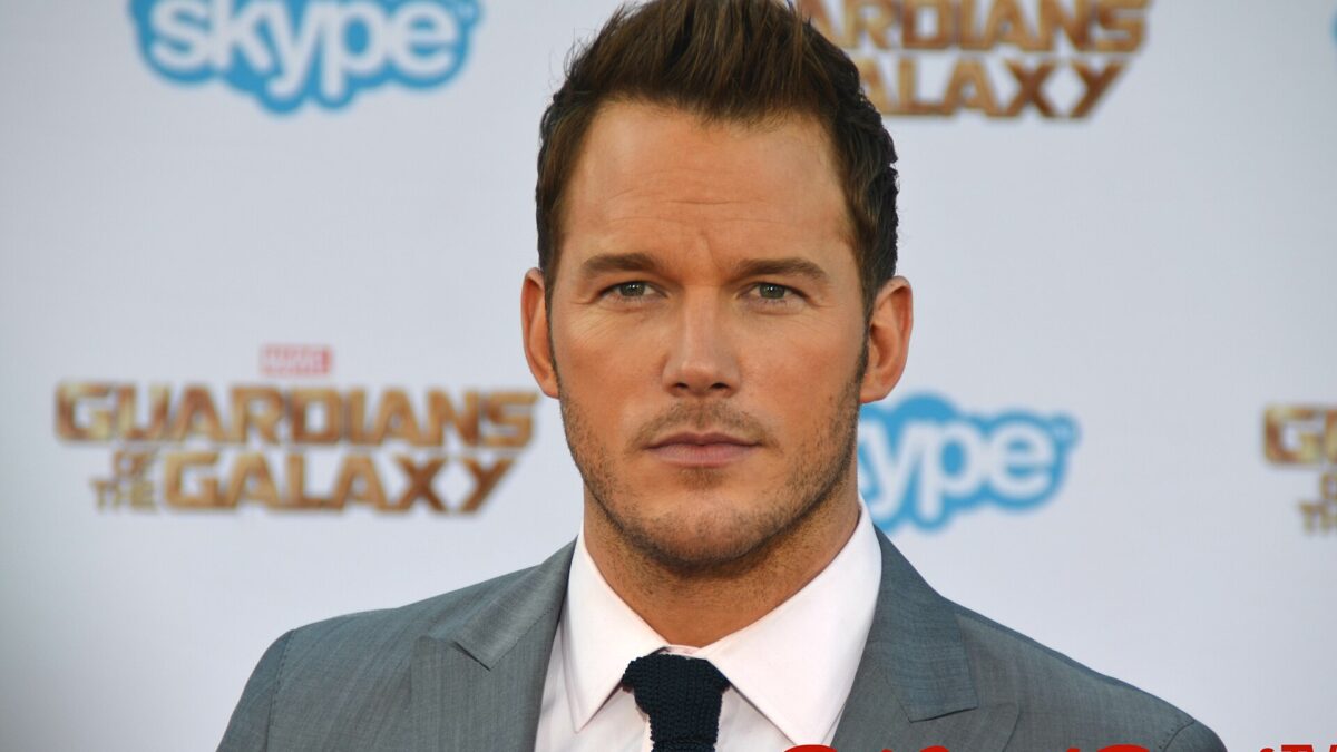 Chris Pratt Steamrolled Hollywood’s Snobs With One Word on Jimmy Fallon’s Stage