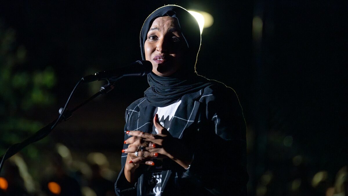 The Ilhan Omar raid just spiraled into something citical for Democrats